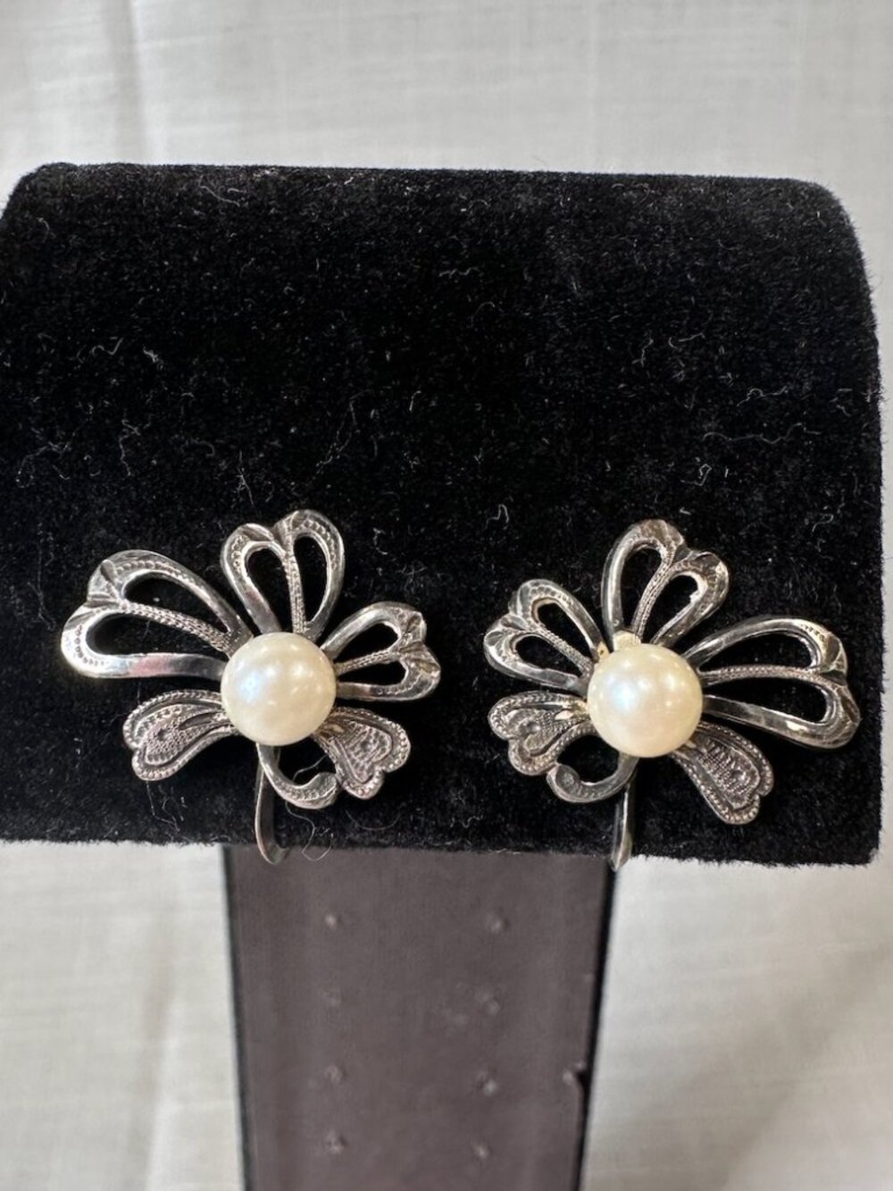 Vintage Silver Floral Screw Back Earrings with Pearl Center